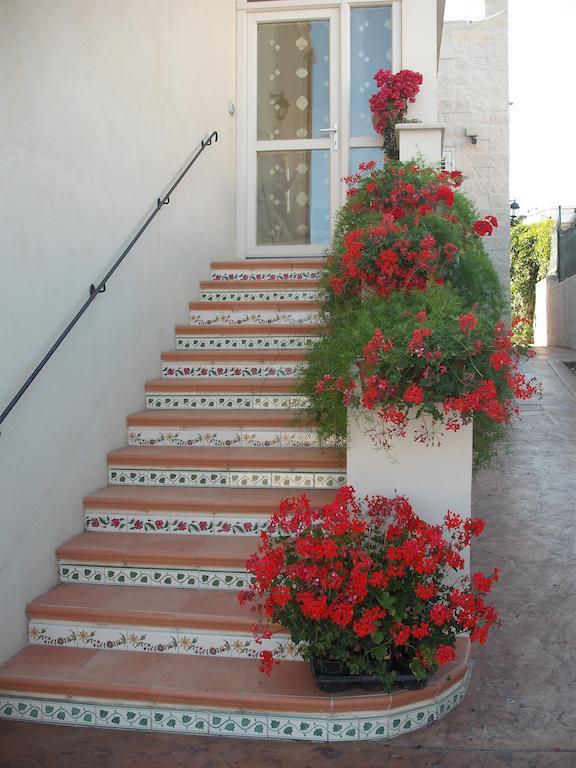 Bed And Breakfast Angolo Fiorito Чивитавеккья Номер фото